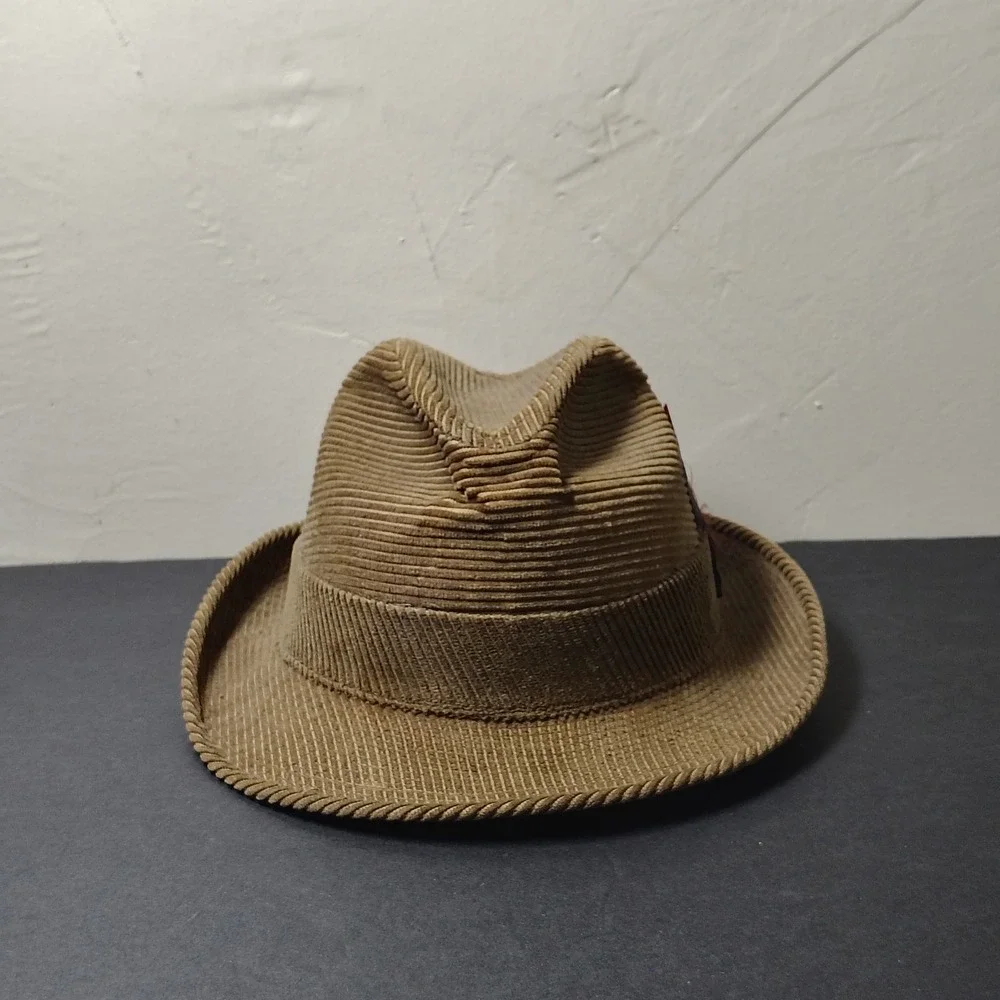 VINTAGE Fedora Hat Men 7 1/8 Gold Corduroy Paisley Lining Feather 1960s